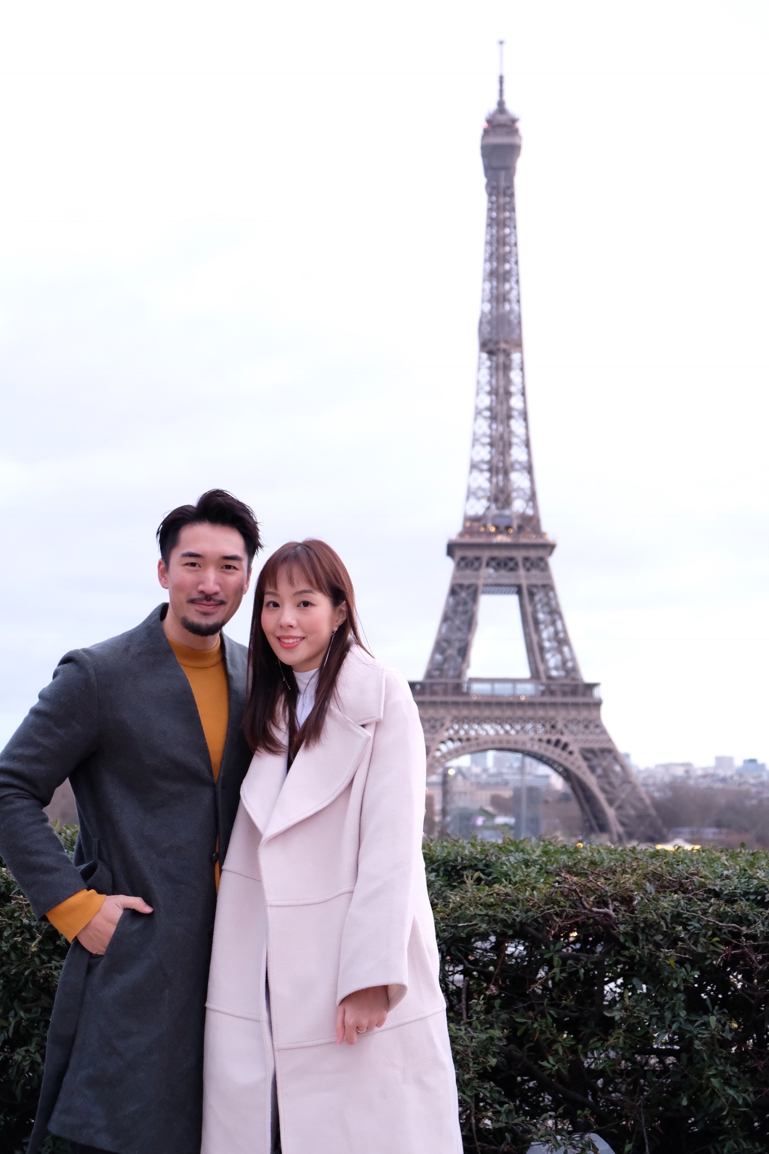 暖男必學冧女秘訣No.6：窩在家裡一樣甜蜜最近因為肺炎的影響，好多情侶都會選擇留在屋企拍拖。在微博就瘋傳了一條熱門搜索，問網友：「疫情結束後，你最想幹什麼？」，出乎意料的是，最多的留言竟然是「想離婚！