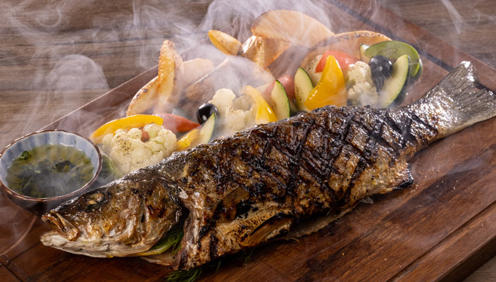 烤原條意大利海鱸魚Grilled whole Italian sea bass