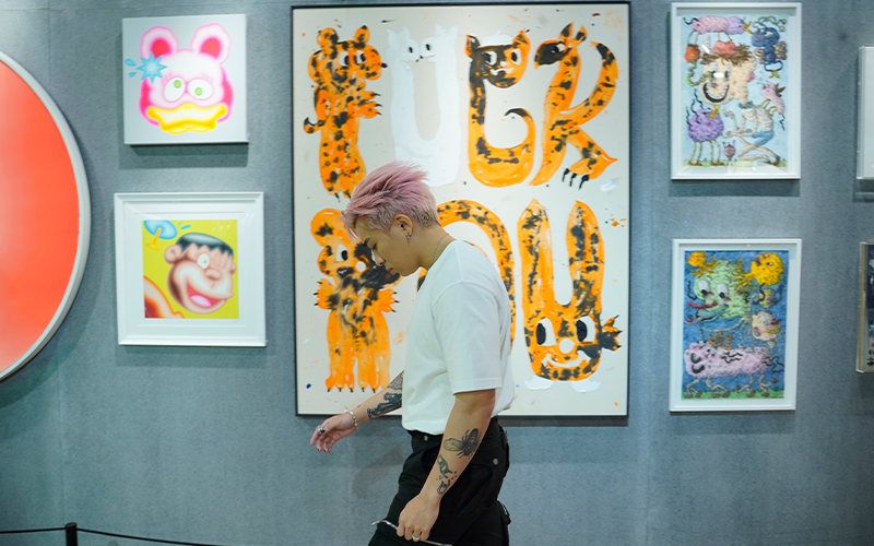 TYSON YOSHI X時代廣場《MY NEW WORLD ORDER》藝術展及POP-UP STORE日期 : 2022年6月17日至7月15日時間 : 中午12時 至 晚上8時地點 : 香港銅鑼