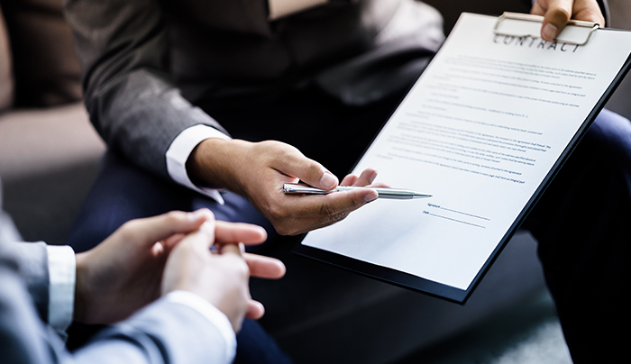 保險新手必看2023｜相熟經紀難say no？| 傳統保險或網上投保，兩者均享有冷靜期權益